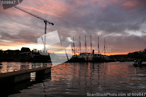 Image of Harbor sunset in Bristol