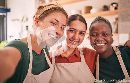 Image of Friends, pottery and selfie of women for small business, artistic startup and creative workshop. Collaboration, art class and females happy for success in ceramics, clay sculpture and artwork store