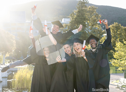 Image of Graduation, student group and selfie for success, motivation and campus memory. Happy graduates, diversity friends and taking photo at excited celebration of study goals, award and college education