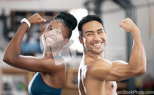 Image of Fitness, black woman or couple of friends flexing muscles for body goals in training, workout or exercise. Coaching results, teamwork or sports athletes with strong biceps, motivation or focus at gym