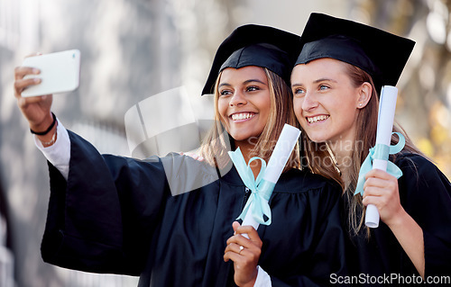 Image of Woman students, graduation selfie and smile for education success, goal and happiness on social media app. Friends, university or college with smartphone at celebration of study, goals and support