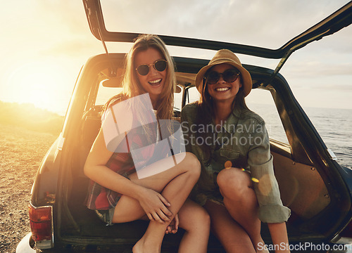 Image of Women friends, portrait and car trunk on road trip, beach or relax on holiday for sunset with smile. Woman, outdoor and friendship happiness, ocean vacation or sunglasses for summer sunshine together