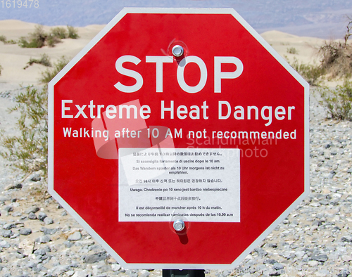 Image of warning sign at Death Valley