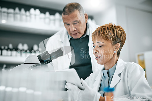 Image of Doctor, teamwork or scientist people with tablet in science lab for DNA research, medical or medicine data analysis. Thinking, healthcare idea or nurse for health, cancer innovation or virus study