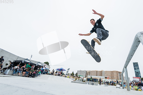 Image of Jorge Simoes during the 4th Stage DC Skate Challenge