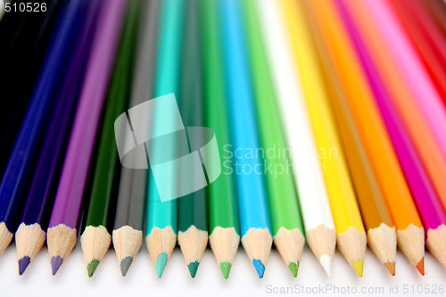 Image of colored pencils