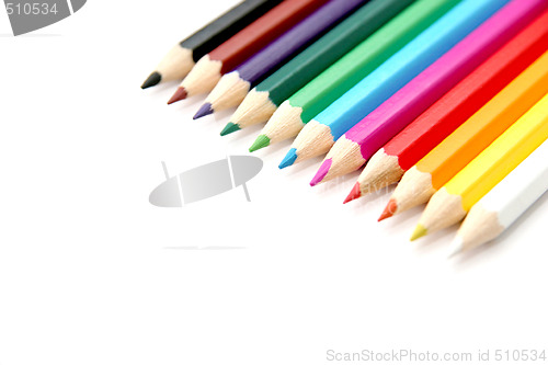 Image of colored pencils