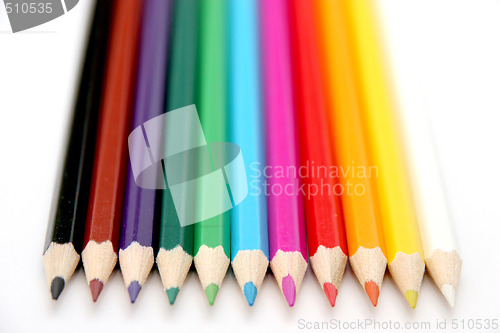 Image of colored pencils