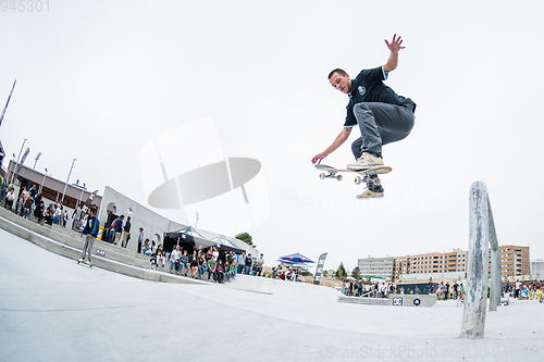 Image of Jorge Simoes during the 4th Stage DC Skate Challenge