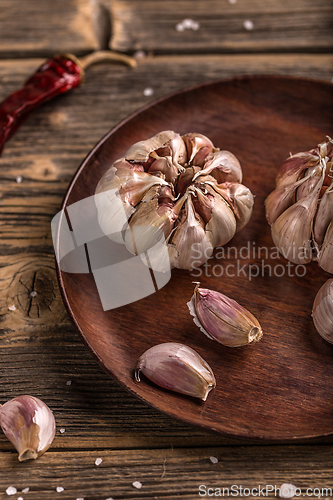 Image of Cloves of garlic
