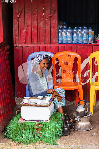 Image of women preparing bunna coffee, Ethiopia