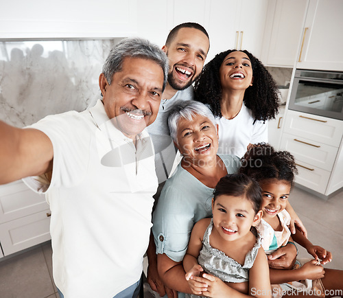 Image of Big family, selfie and portrait in home kitchen, bonding or having fun together. Love, happy memory or father, mother and grandparents with girls or kids, laughing or taking pictures for social media