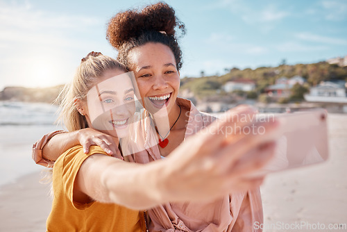 Image of Beach, selfie and friends on summer, vacation or holiday, happy and smile while bonding by the ocean. Travel, freedom and women hug for photo, profile picture or social media post in Miami