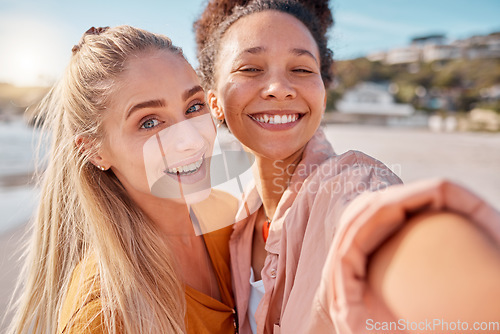 Image of Women, portrait and beach selfie on summer, vacation or holiday, happy and smile on mockup background. Travel, face and freedom by friends hug for photo, profile picture or social media post in Miami