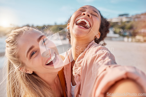 Image of Selfie, laughing and portrait friends at the beach for bonding, weekend and holiday in Miami. Happy, comic and women with a photo for vacation memory, travel and happiness by the sea in summer