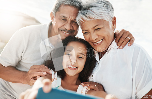 Image of Grandparents, kid and bonding selfie in garden, nature park or backyard in family support, social media or profile picture. Smile, happy and child and retirement elderly, man or woman in photography