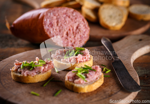 Image of Bruschetta topped with teewurst
