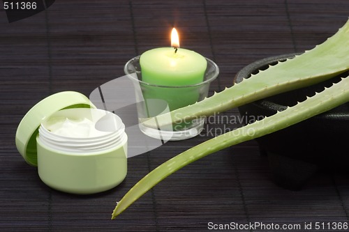 Image of aloe vera facial cream