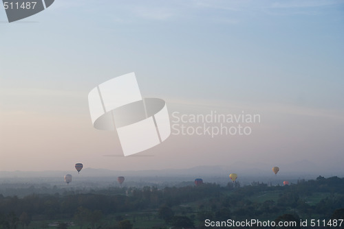 Image of Golf course with hot air balloons