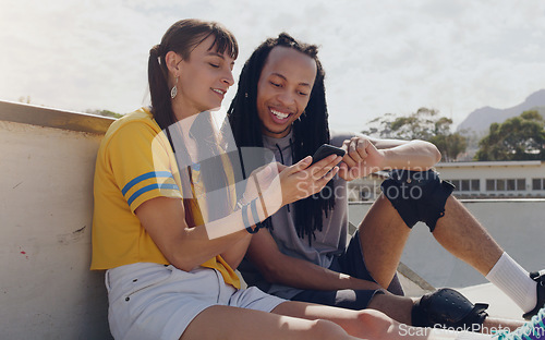 Image of Relax, phone and search with friends in skate park and sharing social media, news or communication. Technology, smile and internet with black man and woman in outdoors for message, mobile and website
