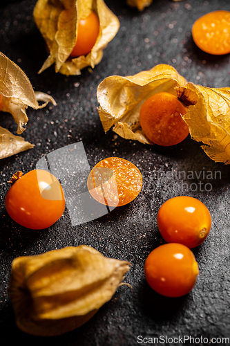 Image of Cape gooseberries with calyx