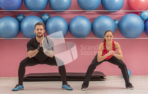 Image of Couple in the Gym