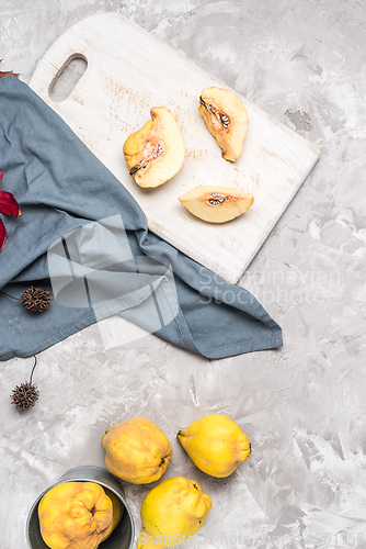 Image of Quince fruit parts