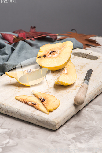 Image of Quince fruit parts