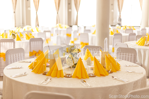 Image of Wedding table settings