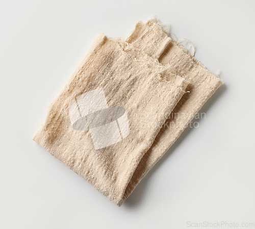 Image of folded cotton napkin