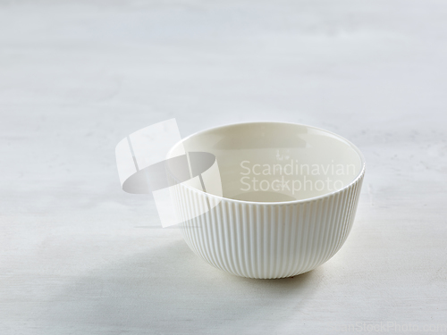 Image of empty white bowl