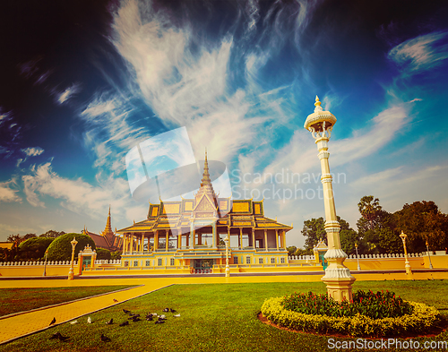 Image of Royal Palace complex in Phnom Penh