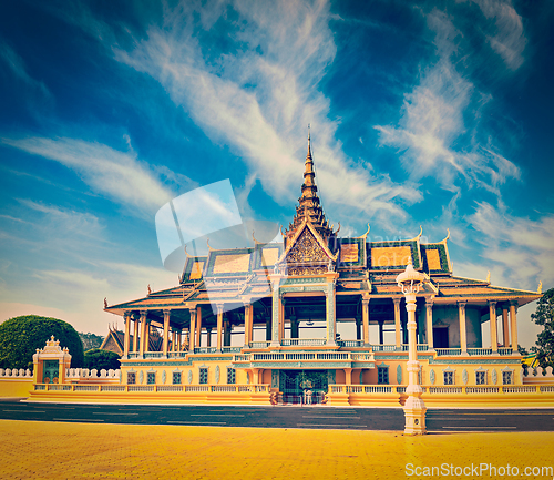 Image of Royal Palace complex in Phnom Penh