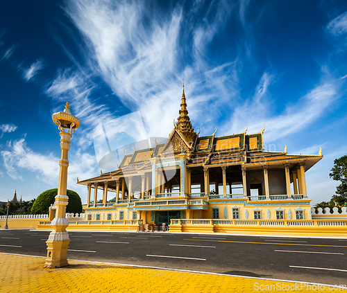 Image of Royal Palace complex in Phnom Penh