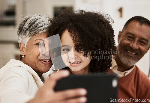 Image of Selfie, grandparents and face of happy family child, grandma and grandfather happiness, care and babysitting. Photography, home smile and senior people post memory photo of young kid to social media