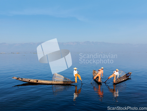 Image of Burmese fisherman at Inle lake, Myanmar