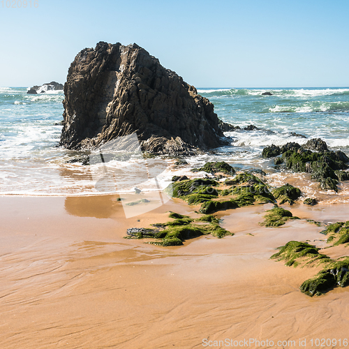 Image of Beach with rocks in Almograve