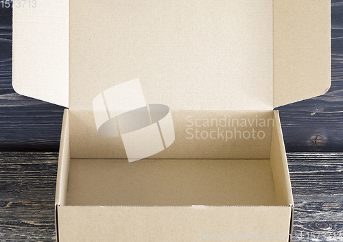 Image of open empty cardboard box