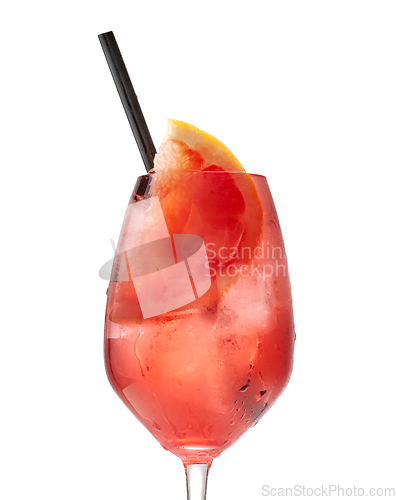 Image of glass of grapefruit spritz cocktail