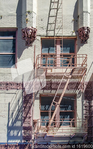 Image of sunny house facade