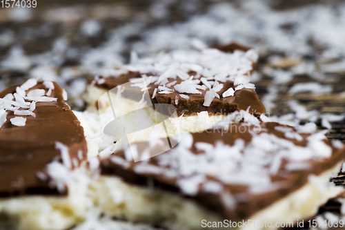 Image of chocolate white sugar filling