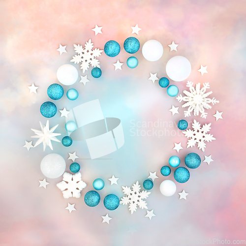 Image of Christmas Abstract White Bauble Wreath Design 