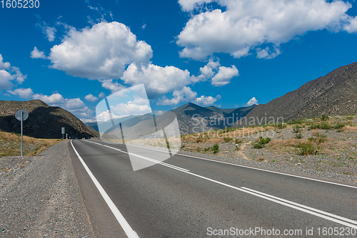 Image of Chuysky trakt road in the Altai mountains.