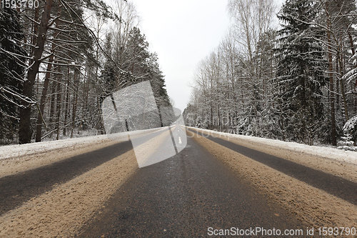Image of narrow winter road
