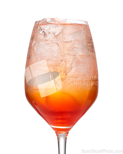 Image of glass of aperol spritz cocktail