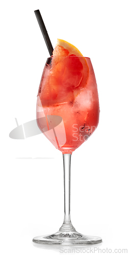 Image of glass of grapefruit spritz cocktail