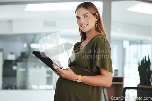 Image of Portrait, tablet and a pregnant business woman in her office at the start of her maternity leave from work. Company, research and pregnancy with a happy young employee in the workplace for motherhood