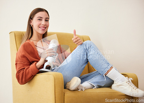 Image of Woman, microphone and podcast, influencer with thumbs up, media broadcast with feedback and communication. Talk show, chat and live streaming with presenter and hand gesture, support and portrait