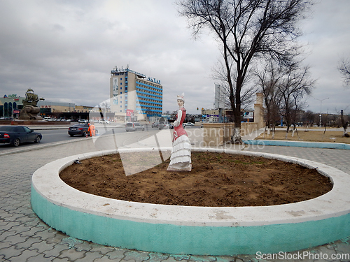 Image of Sculpture of a girl.