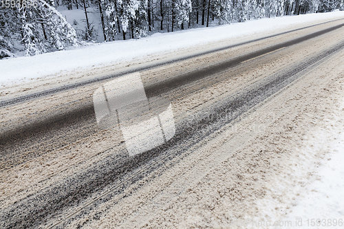 Image of narrow winter road